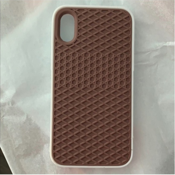 NEW iPhone X / XR / XS / XS MAX Vans Rubber Case - Picture 2 of 8